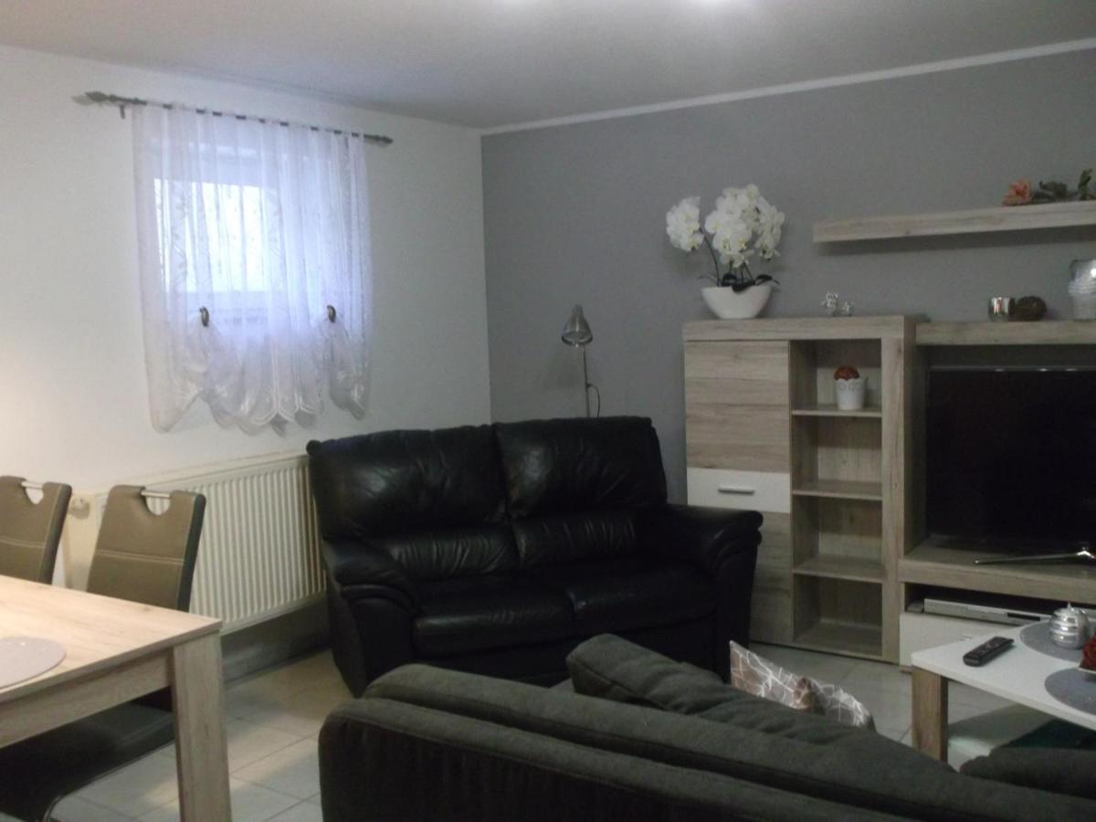 Haus Am Wald Apartman Guhrow Kültér fotó